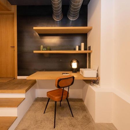 Apartamento Petit Luxe Loft Terrassa Exterior foto
